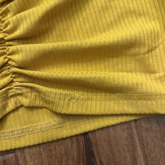 CIDER Ruched Rib Halter Top - Picture 8 of 11